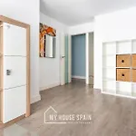 Myhousespain - Espacioso Piso Con Parking * Gijon