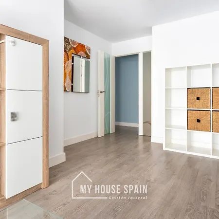 Myhousespain - Espacioso Piso Con Parking * 希洪