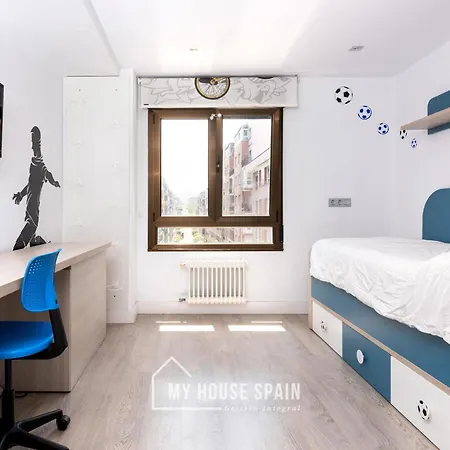 Myhousespain - Espacioso Piso Con Parking 公寓 希洪