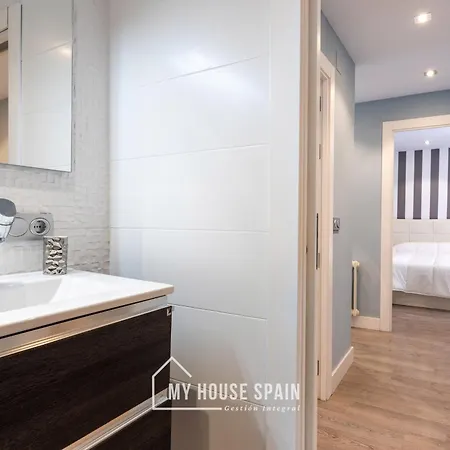 公寓 Myhousespain - Espacioso Piso Con Parking