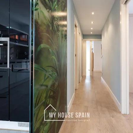 Myhousespain - Espacioso Piso Con Parking *